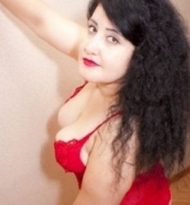 Молоденькая студентка Тоня, рост: 151, вес: 42