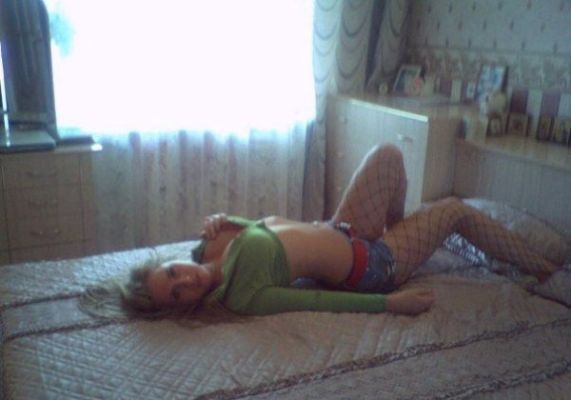 минет от шлюхи от 4500 руб. в час (София, 28 лет)