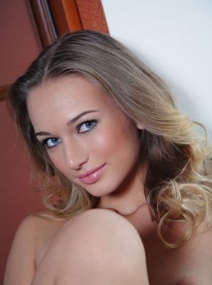 Мария — проститутка, 22 лет, работает 24 7